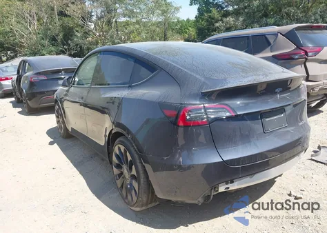 2025 Tesla Model Y Performance Dual Motor All-Wheel Drive from USA, damaged, VIN 7SAYGDEF7SA371602